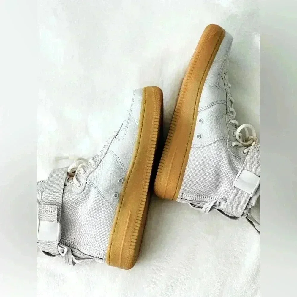 Nike pre owned